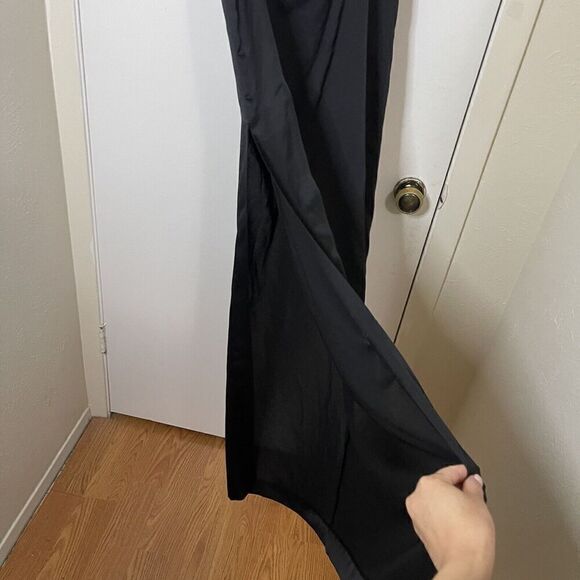 SOLACE London rosario maxi dress in black v-neck plunge front side slit US 2 - Picture 4 of 9